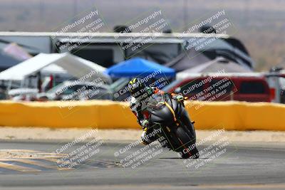 media/Apr-09-2022-SoCal Trackdays (Sat) [[c9e19a26ab]]/Turn 2 (1140am)/